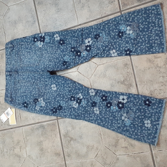 Michael Kors Floral Embroidered Cropped Jeans From - Picture 5 of 6